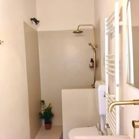 Exquiste With Outdoor Spaces Apartment