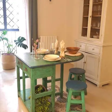 Exquiste With Outdoor Spaces Apartment *